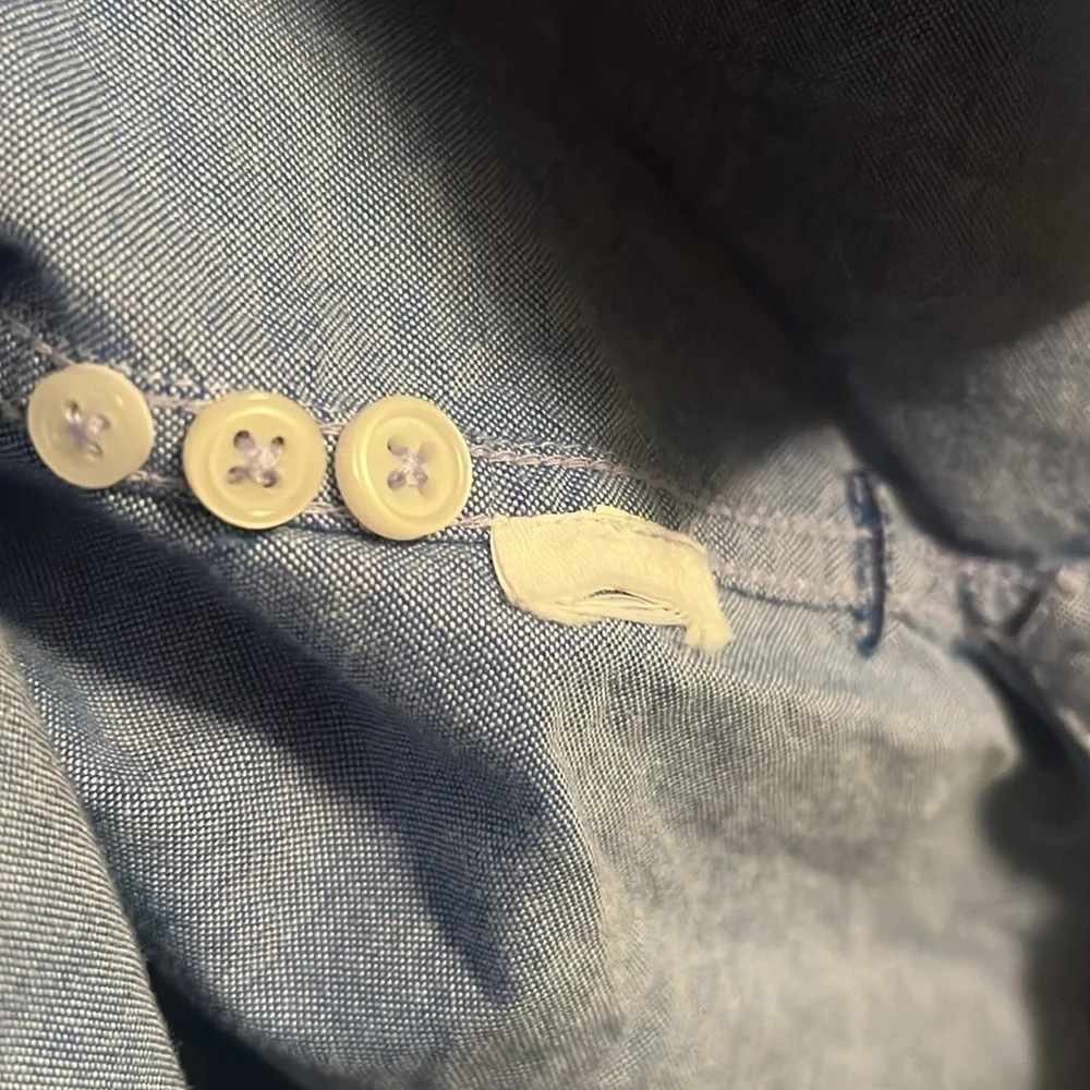 🔘J.Crew Flex Washed Button Up Lightweight Denim Slim And Untucked Vintage